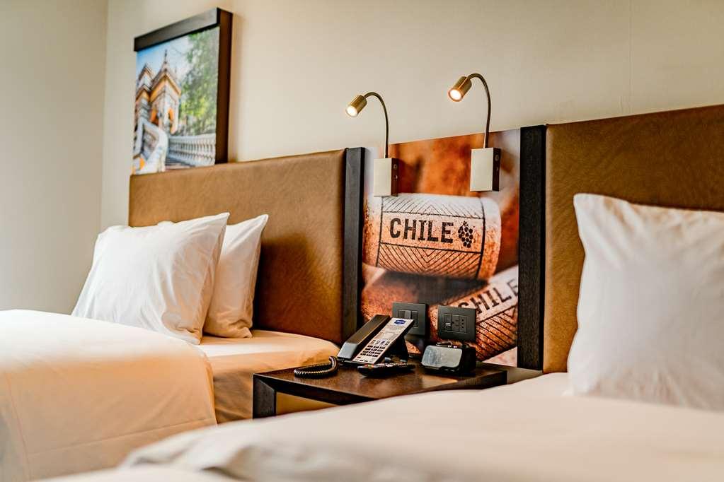 Hotel Hampton By Hilton Condes